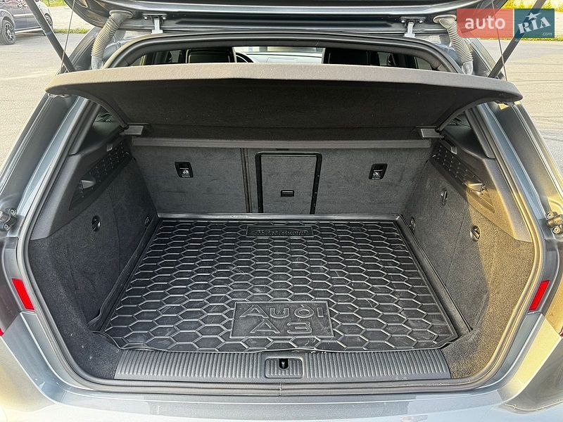 Хетчбек Audi A3 2016 в Самборі