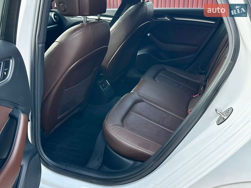 Седан Audi A3 2017 в Вінниці