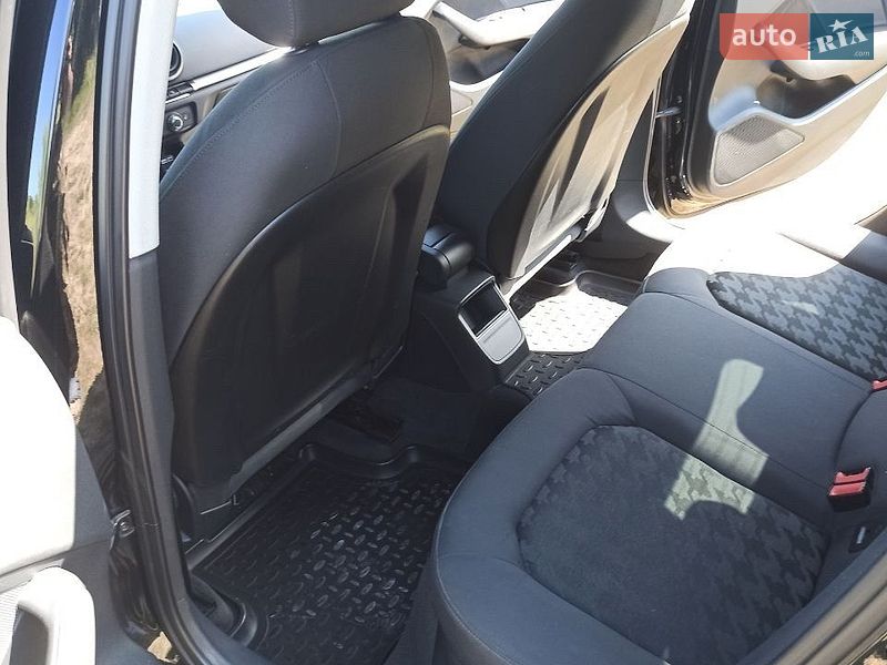 Седан Audi A3 2013 в Миргороді