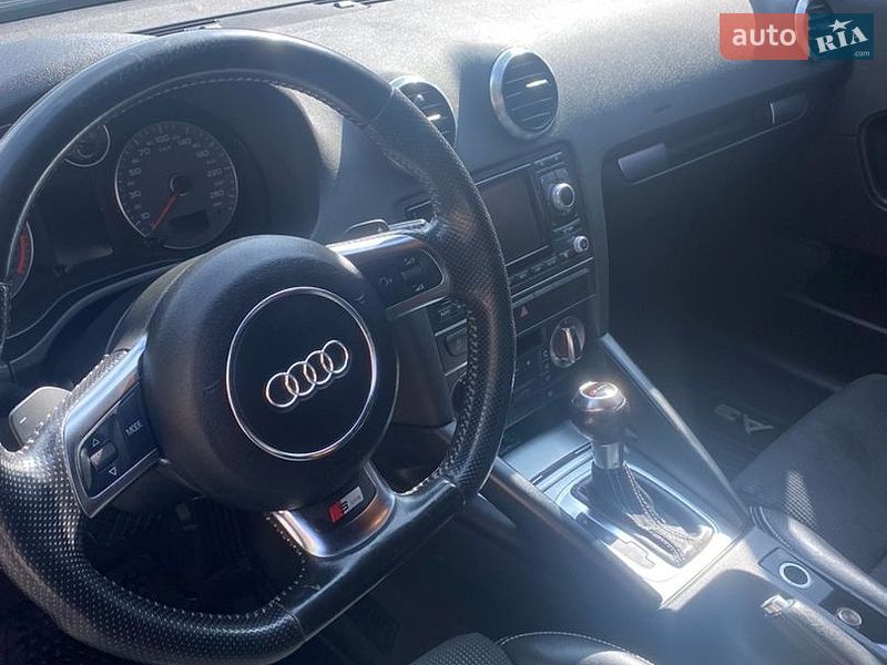 Хетчбек Audi A3 2012 в Мукачевому
