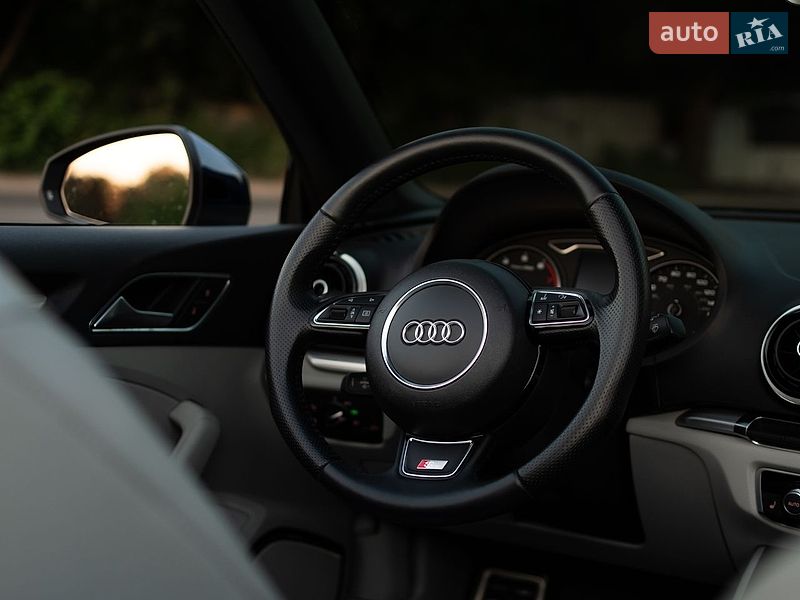 Кабріолет Audi A3 2016 в Дніпрі