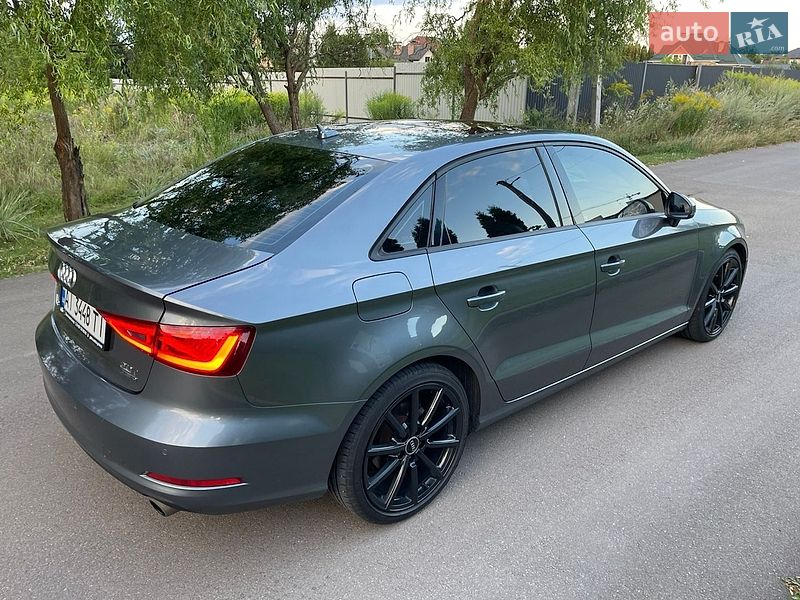 Седан Audi A3 2015 в Киеве