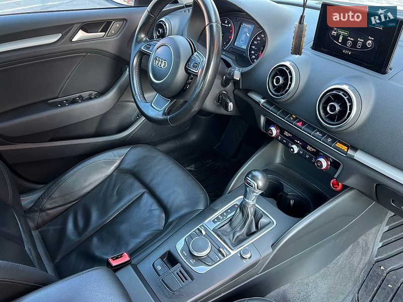 Седан Audi A3 2014 в Києві