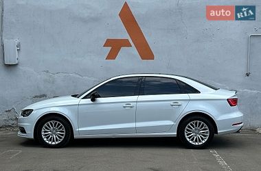 Седан Audi A3 2016 в Одесі