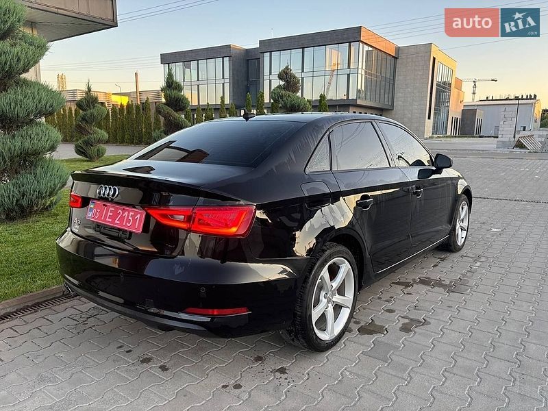 Седан Audi A3 2015 в Києві
