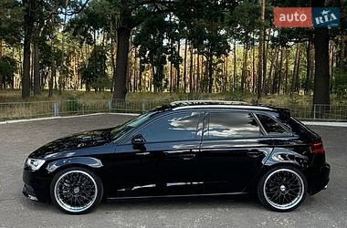 Хэтчбек Audi A3 2015 в Киеве