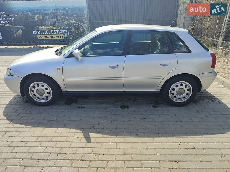 Хэтчбек Audi A3 2000 в Харькове