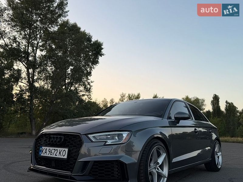 Седан Audi A3 2017 в Киеве