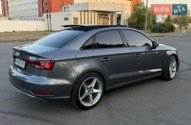Седан Audi A3 2017 в Киеве