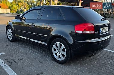 Хэтчбек Audi A3 2004 в Черкассах