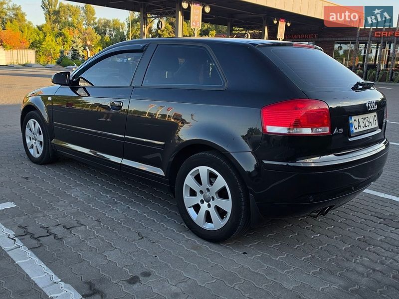 Хэтчбек Audi A3 2004 в Черкассах