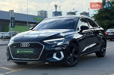 Седан Audi A3 2022 в Киеве