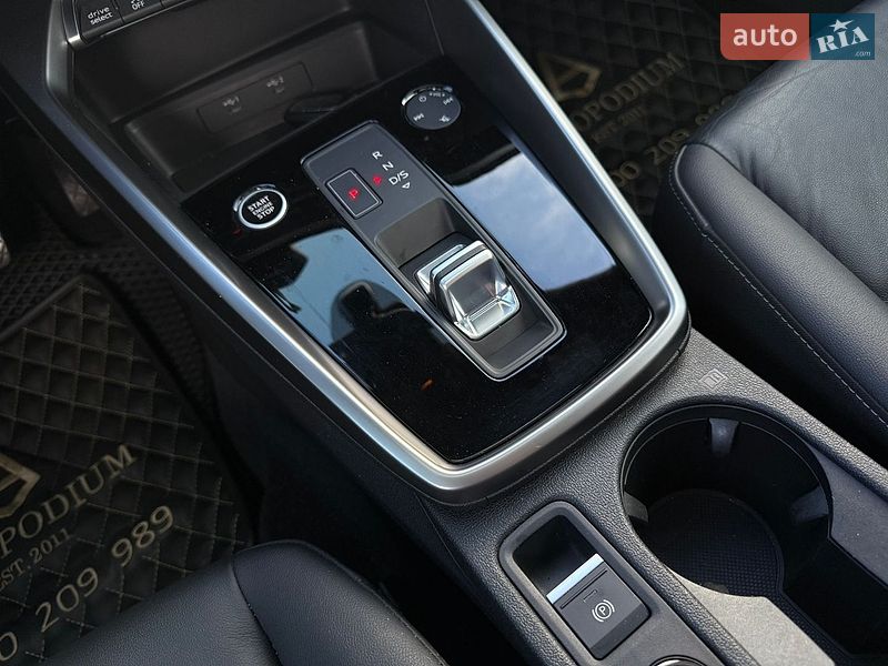 Седан Audi A3 2022 в Киеве