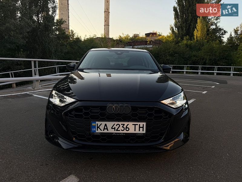 Седан Audi A3 2024 в Киеве