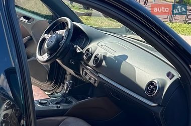 Седан Audi A3 2014 в Синельниково