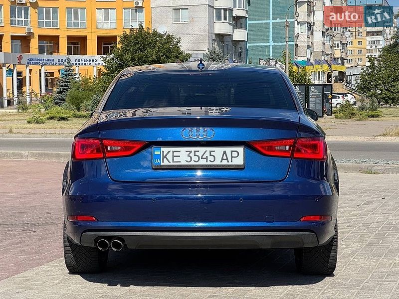 Седан Audi A3 2015 в Дніпрі