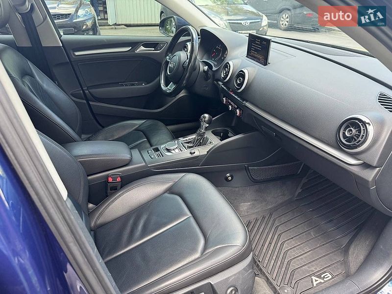 Седан Audi A3 2015 в Дніпрі