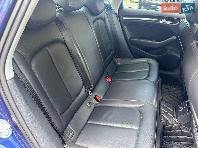 Седан Audi A3 2015 в Дніпрі