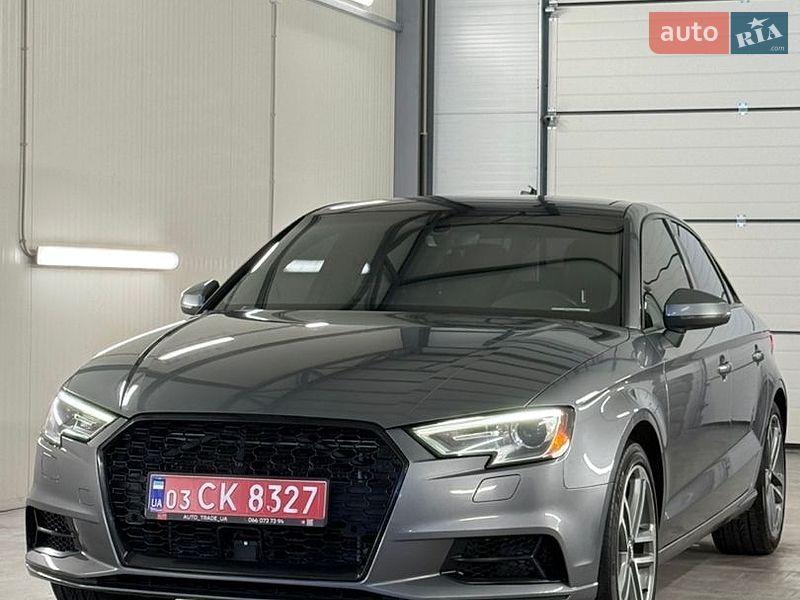 Седан Audi A3 2017 в Львове