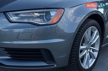 Седан Audi A3 2015 в Ровно