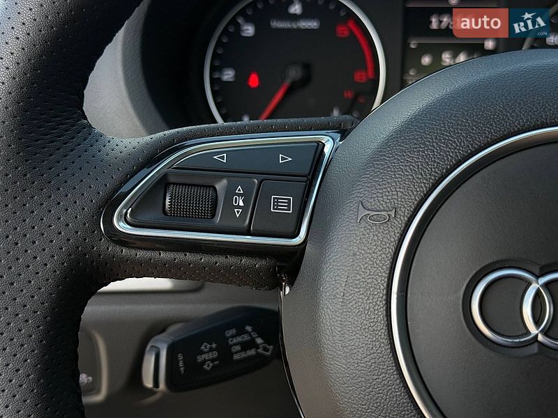 Седан Audi A3 2015 в Ровно