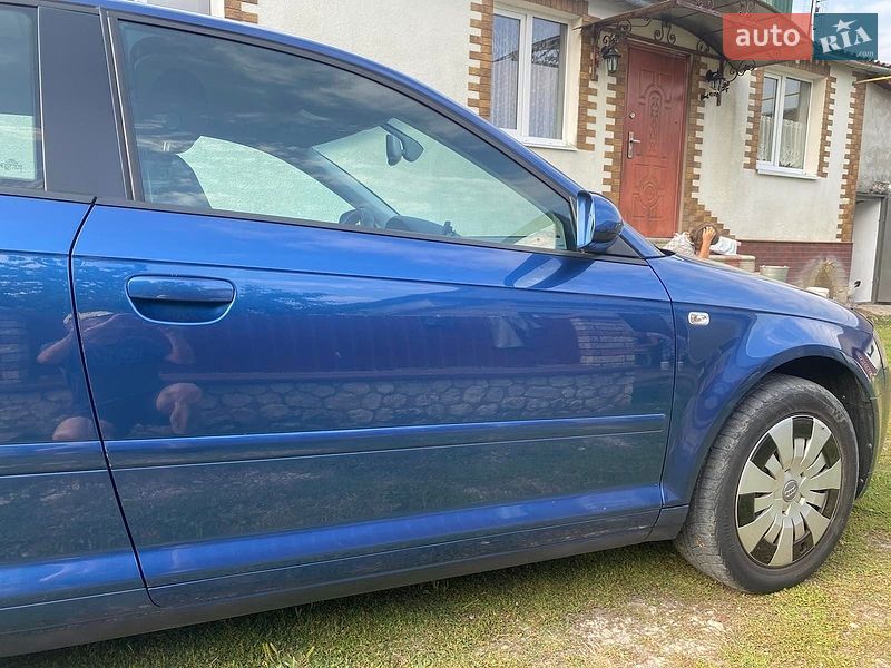 Хетчбек Audi A3 2004 в Збаражі
