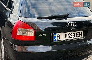 Хетчбек Audi A3 2000 в Хоролі