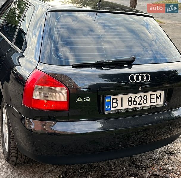 Хетчбек Audi A3 2000 в Хоролі