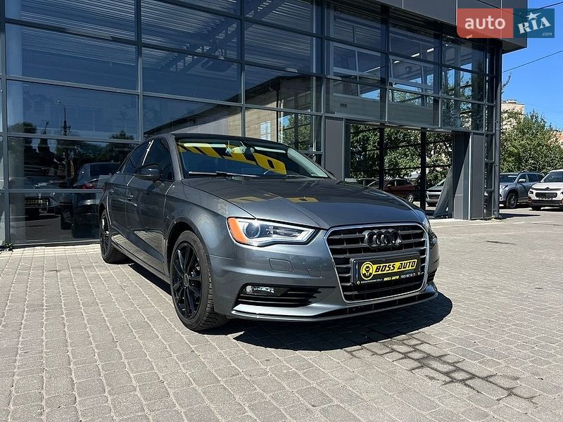Седан Audi A3 2014 в Ивано-Франковске