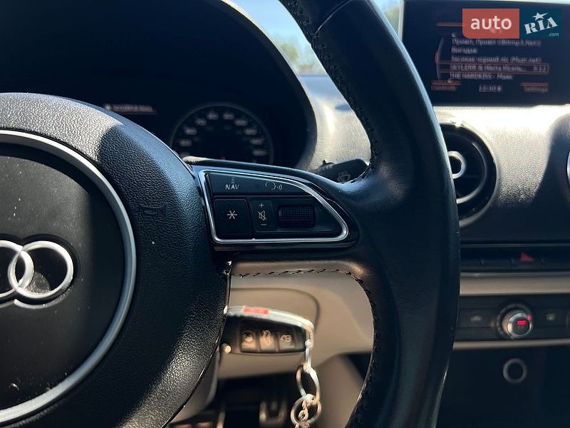 Седан Audi A3 2014 в Ивано-Франковске