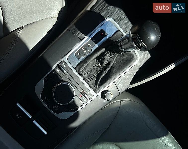 Седан Audi A3 2014 в Ивано-Франковске