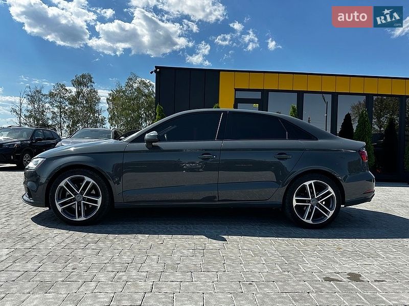 Седан Audi A3 2020 в Івано-Франківську