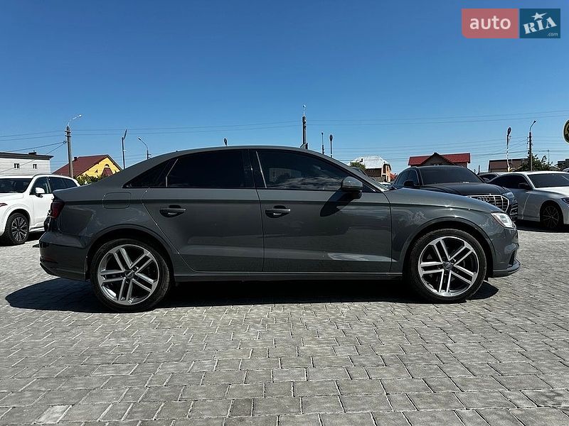 Седан Audi A3 2020 в Івано-Франківську