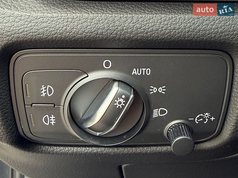 Хетчбек Audi A3 2016 в Києві