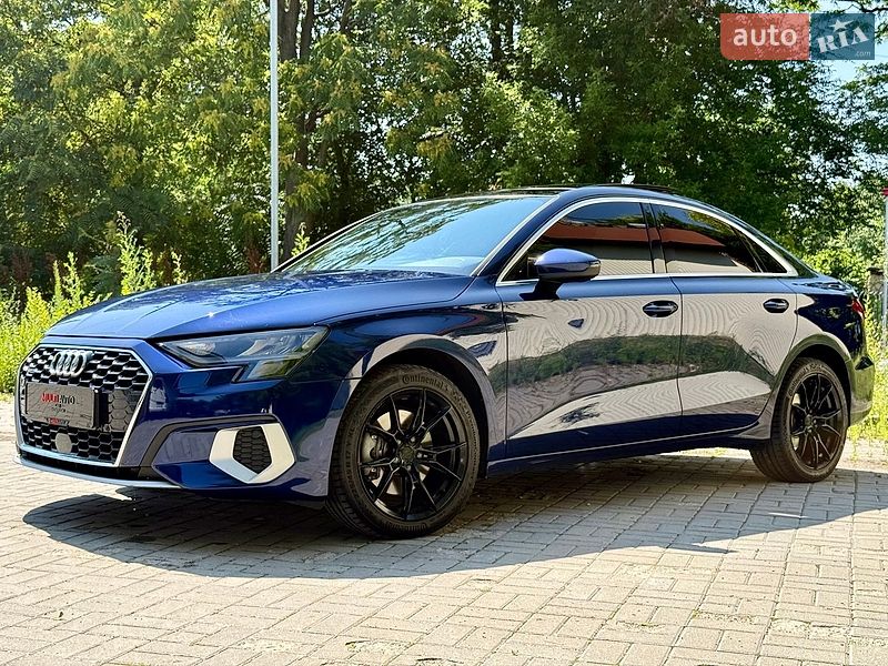 Седан Audi A3 2022 в Дніпрі