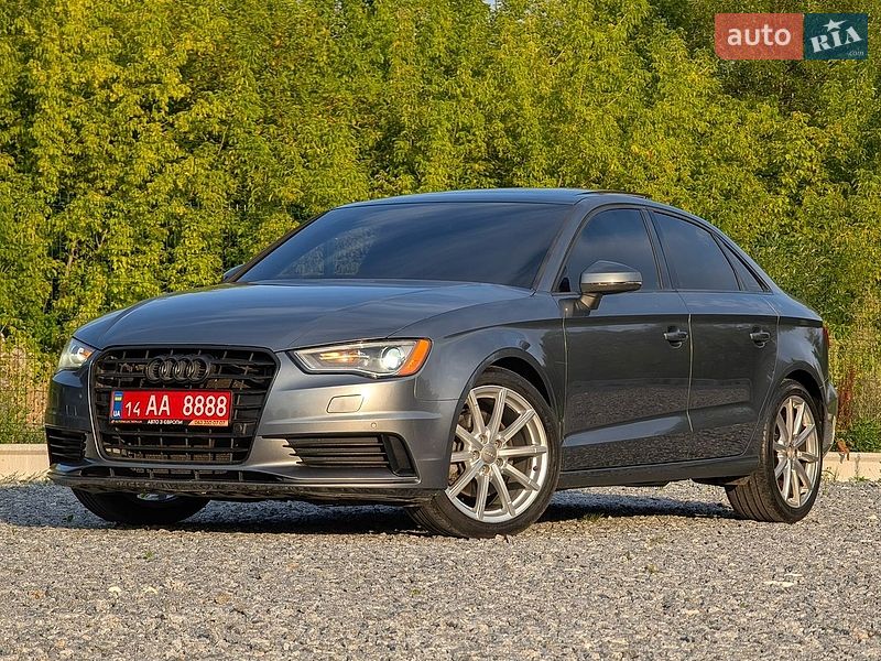 Седан Audi A3 2015 в Дрогобыче