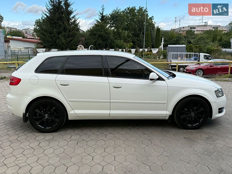 Хэтчбек Audi A3 2012 в Львове