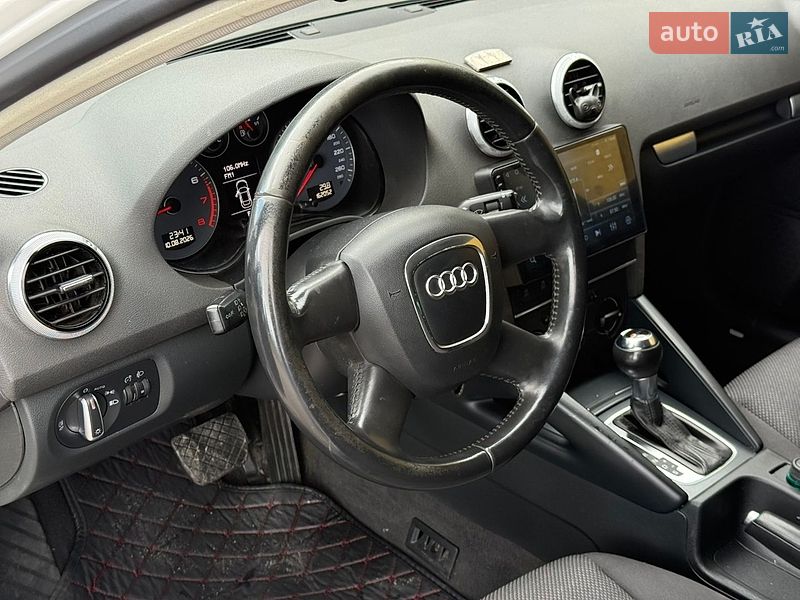 Хэтчбек Audi A3 2012 в Львове
