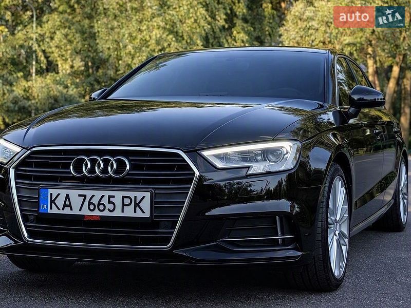 Седан Audi A3 2018 в Сумах