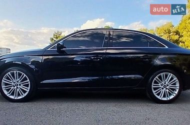 Седан Audi A3 2018 в Сумах
