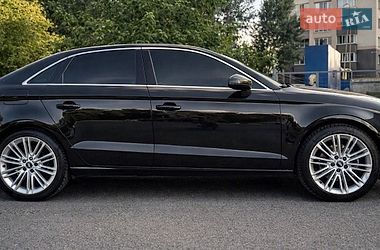 Седан Audi A3 2018 в Сумах