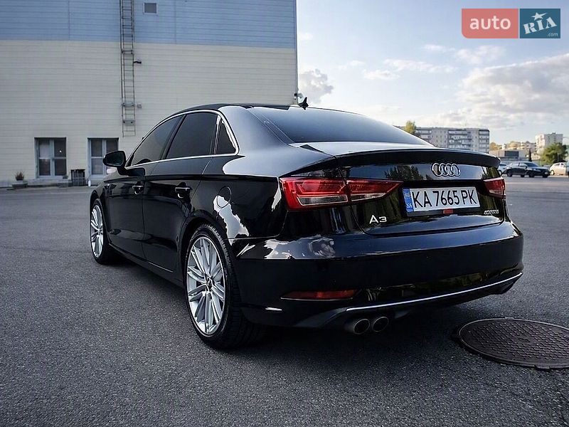 Седан Audi A3 2018 в Сумах