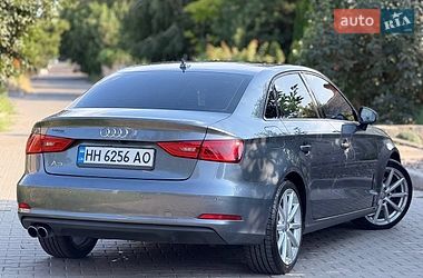 Седан Audi A3 2015 в Одессе