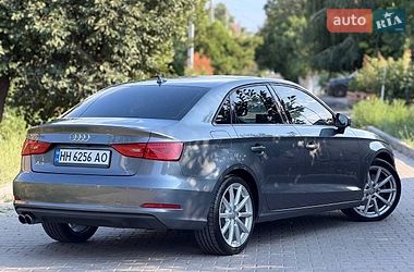 Седан Audi A3 2015 в Одессе