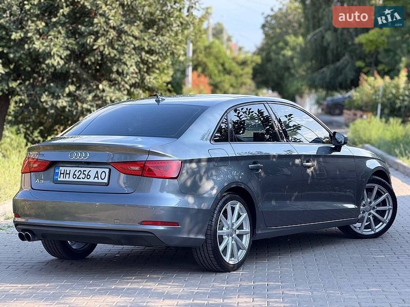 Седан Audi A3 2015 в Одессе