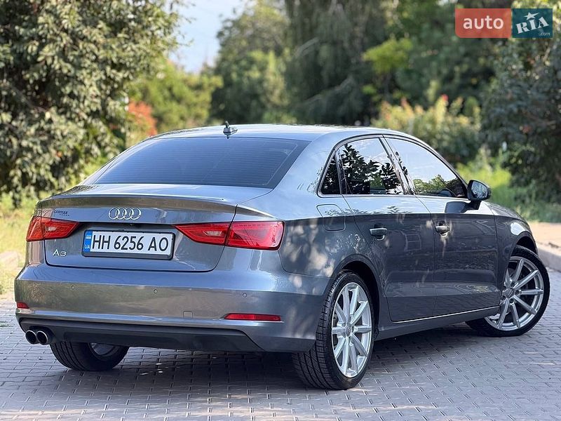 Седан Audi A3 2015 в Одессе