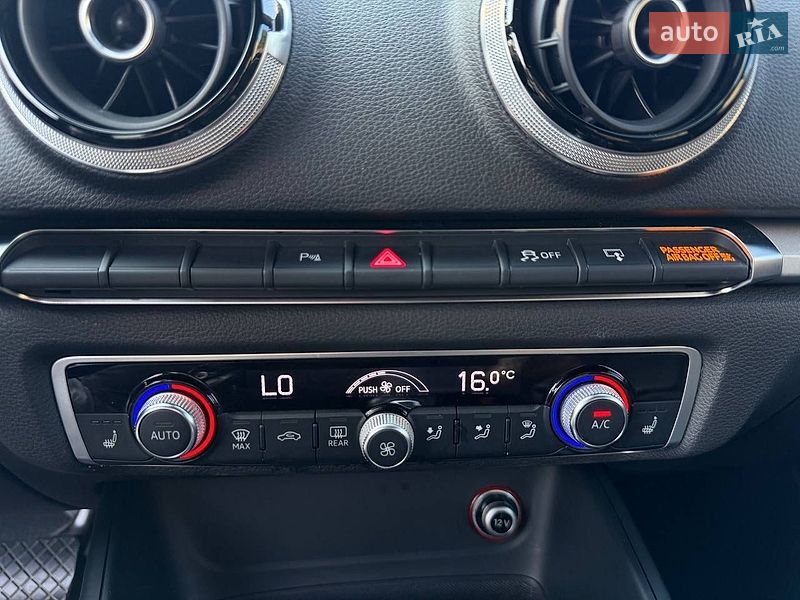 Седан Audi A3 2015 в Одессе