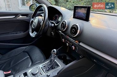 Седан Audi A3 2015 в Одессе