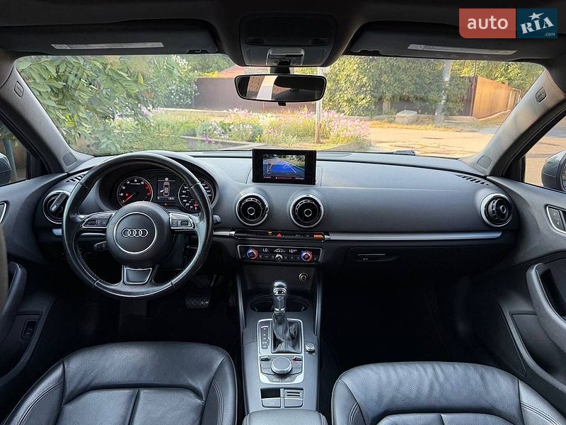 Седан Audi A3 2015 в Одессе
