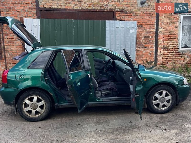 Хэтчбек Audi A3 2000 в Львове